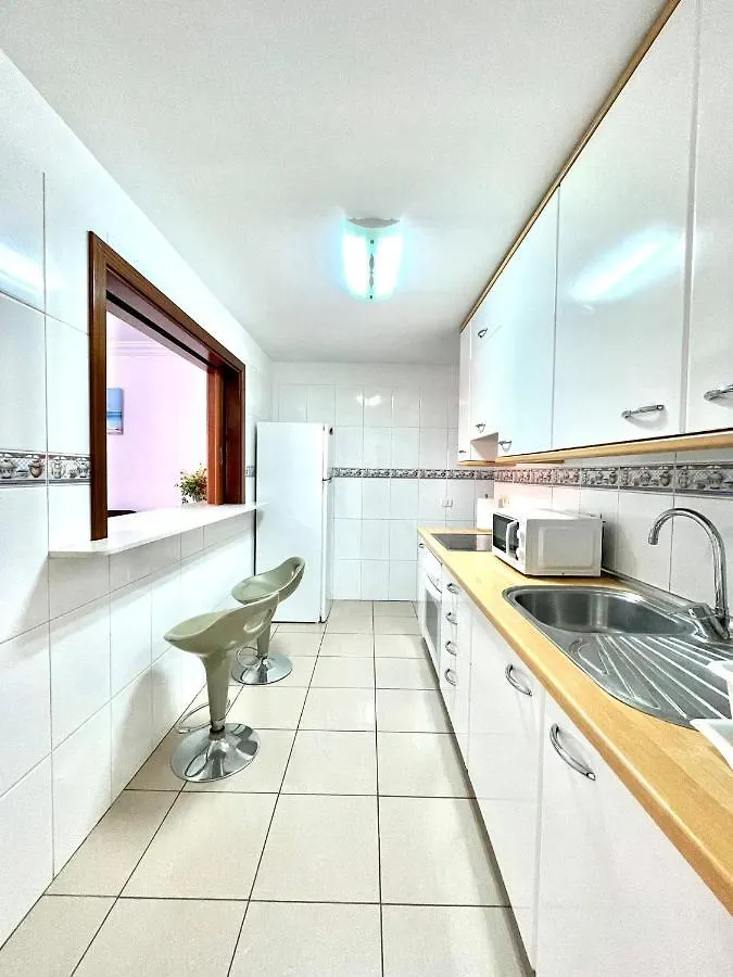 Los Seres - Relaxing Apartment With Pool Los Cristianos  Los Cristianos (Tenerife)